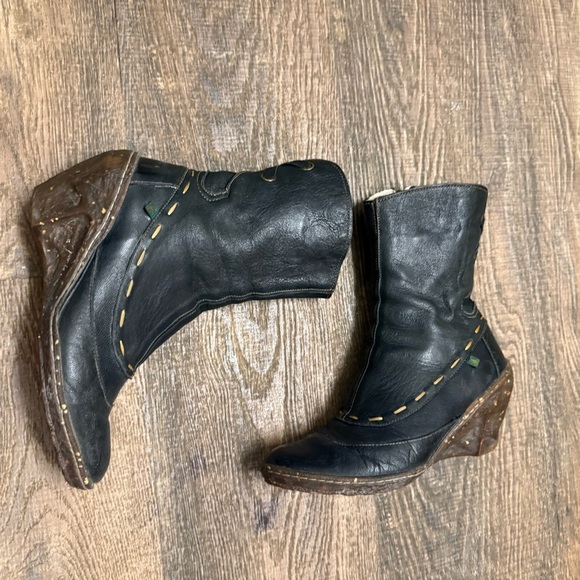 El Naturalista 7.5 (38) EUC Black Heeled Boots with Wedge Heel mosaic blend - Picture 8 of 15